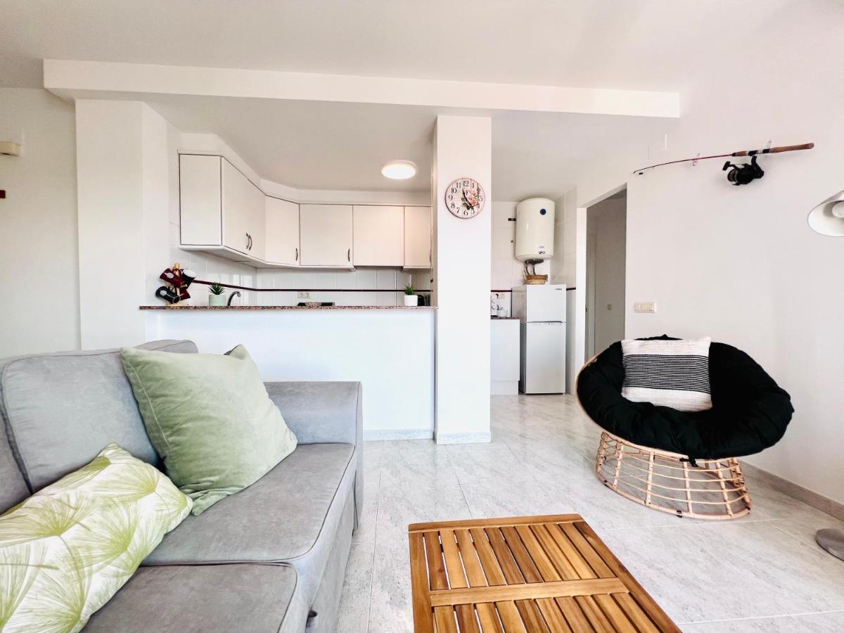 P.Banuls 11 Apartment Empuriabrava Exterior photo